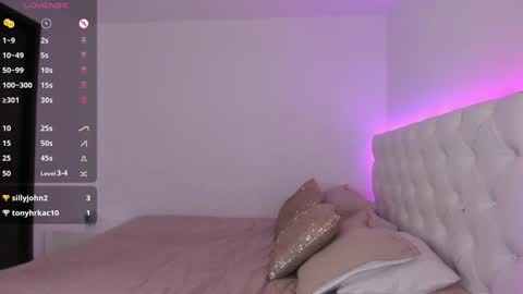 Snapshot of alessiabaum18 chatting on 01-29-25, 08:18 CATA online show from 01-29-25, 08:18