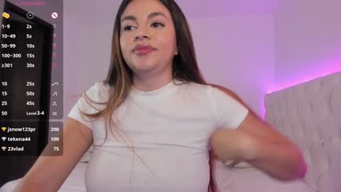 Snapshot of alessiabaum18 chatting on 02-07-25, 09:47 CATA online show from 02-07-25, 09:47