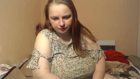Snapshot of alessianeyl chatting on 05-27-26, 02:08 Alessia online show from 05-27-26, 02:08