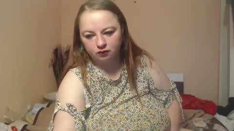 Snapshot of alessianeyl chatting on 05-28-26, 02:42 Alessia online show from 05-28-26, 02:42