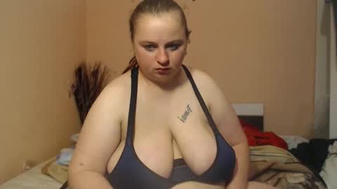 Snapshot of alessianeyl chatting on 06-01-26, 02:46 Alessia online show from 06-01-26, 02:46