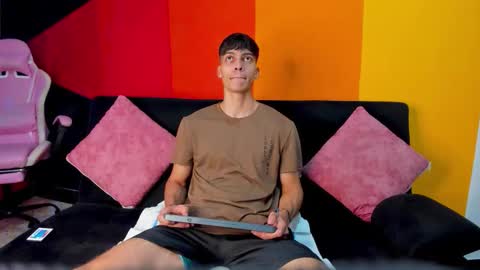 Alessio online show from 12-04-25, 12:03