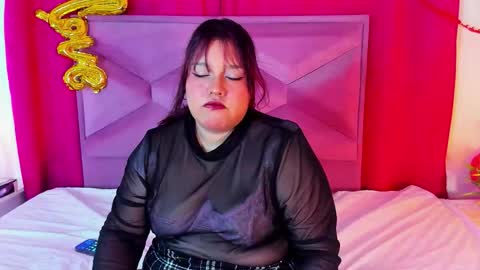 Snapshot of alesweett chatting on 02-23-26, 12:24 AleSweett online show from 02-23-26, 12:24