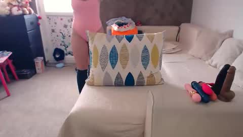 AlesyadollBlonde online show from 01-15-26, 07:57