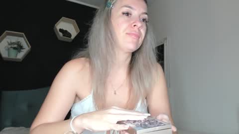 Snapshot of alesys69 chatting on 12-16-24, 02:04 alesys69 online show from 12-16-24, 02:04