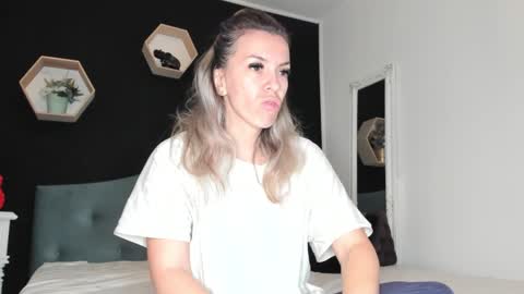 Snapshot of alesys69 chatting on 12-30-24, 11:38 alesys69 online show from 12-30-24, 11:38