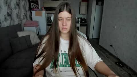 Aletta Oushen online show from 11-27-25, 10:06