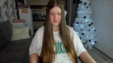 Aletta Oushen online show from 12-15-25, 09:57