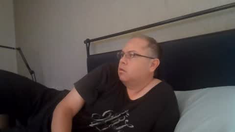 aleveg__101 online show from 06-21-26, 05:26