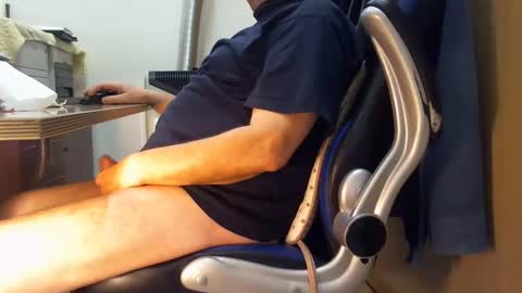 alex47100 online show from 02-24-25, 03:31