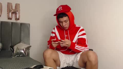 Snapshot of alex__lover chatting on 12-05-24, 05:59 Owen online show from 12-05-24, 05:59