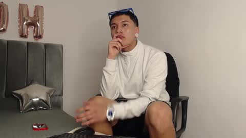 Snapshot of alex__lover chatting on 12-06-24, 03:41 Owen online show from 12-06-24, 03:41