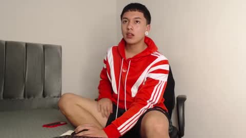 Snapshot of alex__lover chatting on 12-13-24, 02:32 Owen online show from 12-13-24, 02:32