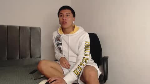 Snapshot of alex__lover chatting on 02-04-25, 02:07 Owen online show from 02-04-25, 02:07