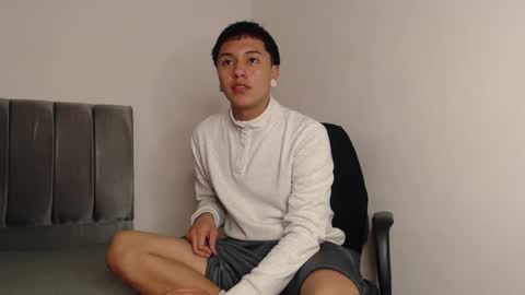 Snapshot of alex__lover chatting on 02-14-25, 02:07 Owen online show from 02-14-25, 02:07