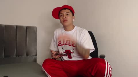 Snapshot of alex__lover chatting on 02-15-25, 06:12 Owen online show from 02-15-25, 06:12