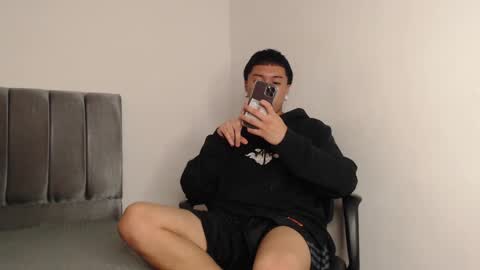 Snapshot of alex__lover chatting on 02-16-25, 02:09 Owen online show from 02-16-25, 02:09