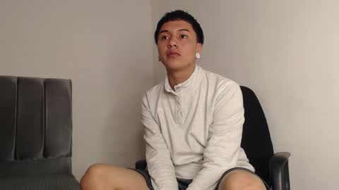 Snapshot of alex__lover chatting on 09-20-25, 02:12 Owen online show from 09-20-25, 02:12