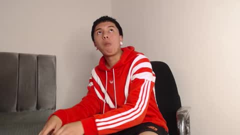 Snapshot of alex__lover chatting on 09-27-25, 02:05 Owen online show from 09-27-25, 02:05