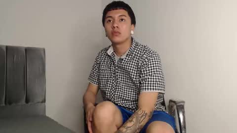 Snapshot of alex__lover chatting on 10-07-25, 01:14 Owen online show from 10-07-25, 01:14