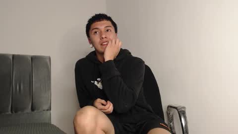 Snapshot of alex__lover chatting on 10-14-25, 12:55 Owen online show from 10-14-25, 12:55