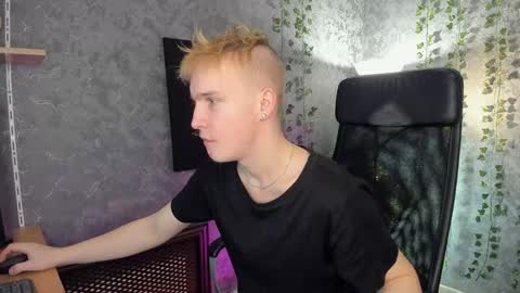 Snapshot of alex__sweet chatting on 01-05-25, 06:56 your Alex online show from 01-05-25, 06:56