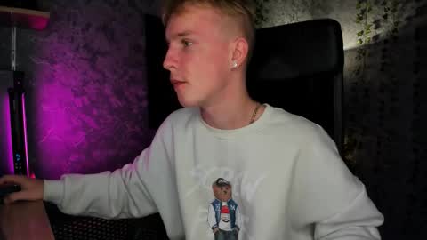 Snapshot of alex__sweet chatting on 09-14-25, 06:45 your Alex online show from 09-14-25, 06:45