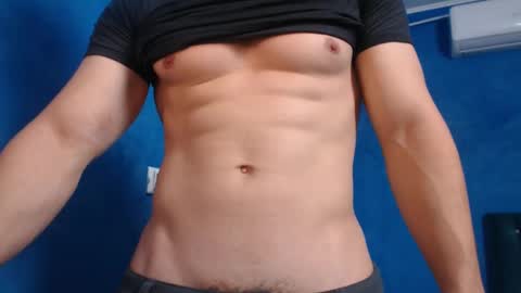 Snapshot of alex_blu chatting on 10-06-25, 09:18 Alex online show from 10-06-25, 09:18