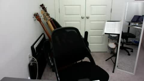 Snapshot of alex_boycd chatting on 11-14-25, 04:17 alex_boycd online show from 11-14-25, 04:17