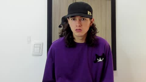 alex_connorr online show from 02-01-25, 02:56