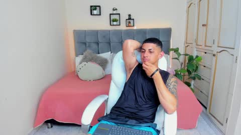 alex online show from 01-10-25, 02:55