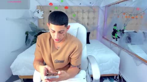 alex online show from 10-10-25, 12:04