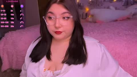 Snapshot of alex_dreams_ chatting on 01-08-25, 11:32 Alex online show from 01-08-25, 11:32