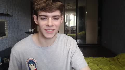 Alex online show from 10-13-25, 01:22