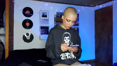 Alex online show from 02-16-25, 10:43