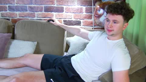 Snapshot of alex_onelove chatting on 05-16-26, 12:37 Alex online show from 05-16-26, 12:37