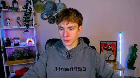 Alex online show from 04-27-26, 05:38