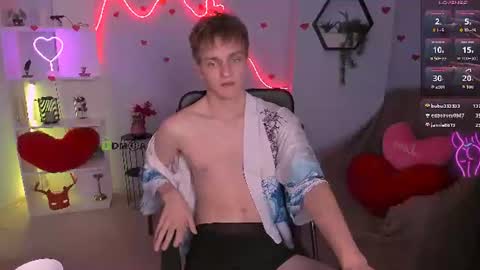 Alex online show from 06-12-26, 03:55
