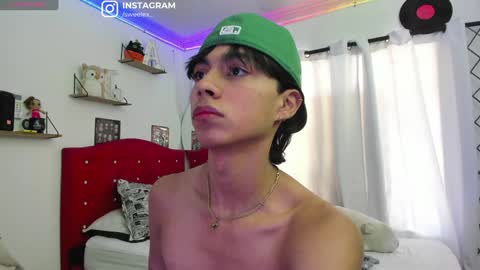 Snapshot of alex_sweet_69 chatting on 01-24-25, 02:51 Alex online show from 01-24-25, 02:51