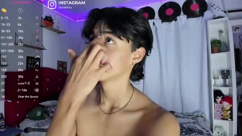 Snapshot of alex_sweet_69 chatting on 02-15-25, 10:55 Alex online show from 02-15-25, 10:55