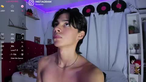 Snapshot of alex_sweet_69 chatting on 02-21-25, 10:28 Alex online show from 02-21-25, 10:28