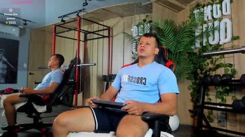 Alex Towers online show from 01-04-25, 07:34