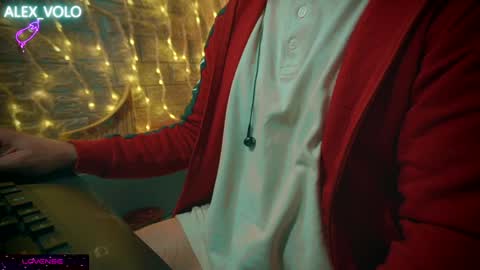 Alex online show from 01-05-25, 01:03