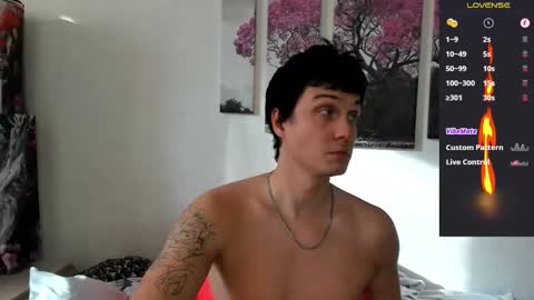 Alex WandHot online show from 10-30-25, 08:27