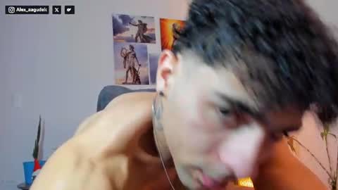 Snapshot of alex_zt7 chatting on 07-06-26, 04:31 x online show from 07-06-26, 04:31