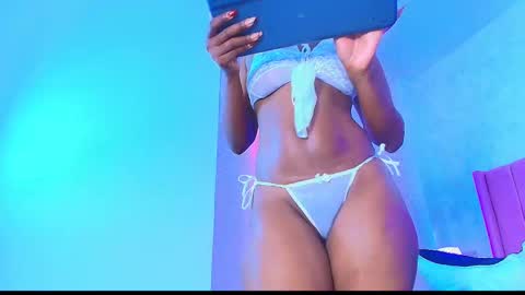 alexa__lopez online show from 10-20-25, 04:24