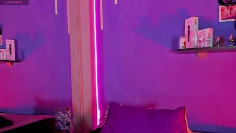 Alexa  online show from 02-18-25, 05:42