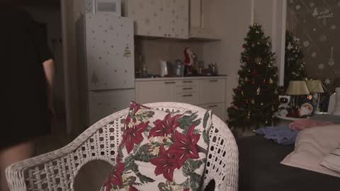 Snapshot of alexa_feels chatting on 12-23-24, 02:02 Little Duck homie online show from 12-23-24, 02:02