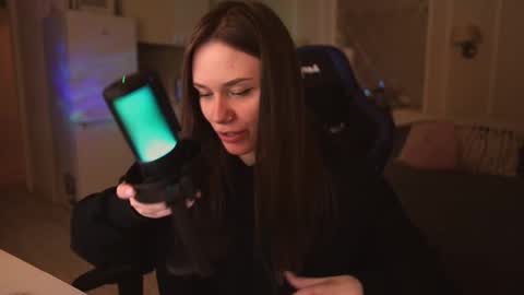 Snapshot of alexa_feels chatting on 03-02-25, 10:38 Little Duck homie online show from 03-02-25, 10:38