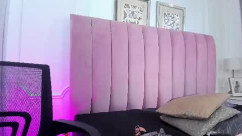 Snapshot of alexa_fox669 chatting on 06-19-26, 02:32 Alexa online show from 06-19-26, 02:32